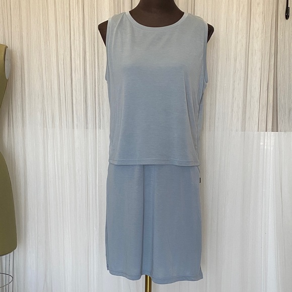 Orage Dresses & Skirts - Orage Light Blue Sleeveless Layered Cat Track Dress Size M
